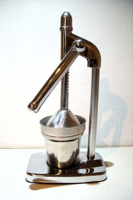 Een degelijke citruspers - Juicer - Inox