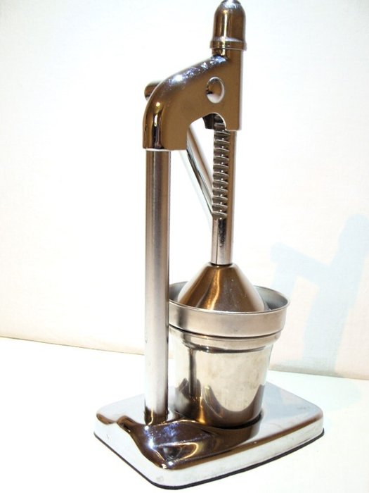 Een degelijke citruspers - Juicer - Inox