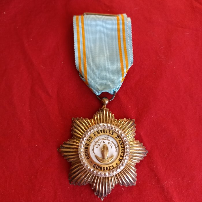 Comorerne - Belønning - Order of the Star of Anjouan in Original Box