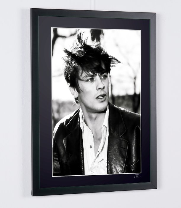 Alain Delon 1969 - Fine Art Photography - Luxury Wooden Framed 70X50 cm - Limited Edition Nr 02 of 30 - Serial ID 17286 - Original Certificate (COA), Hologram Logo Editor and QR Code - 100% New items.