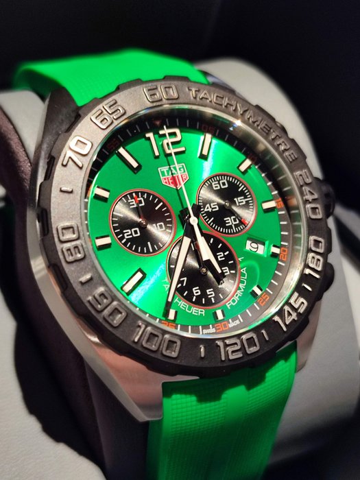 TAG Heuer - Formula 1 Chronograph Green - Ref. CAZ101AP - Mænd - 2011-nu