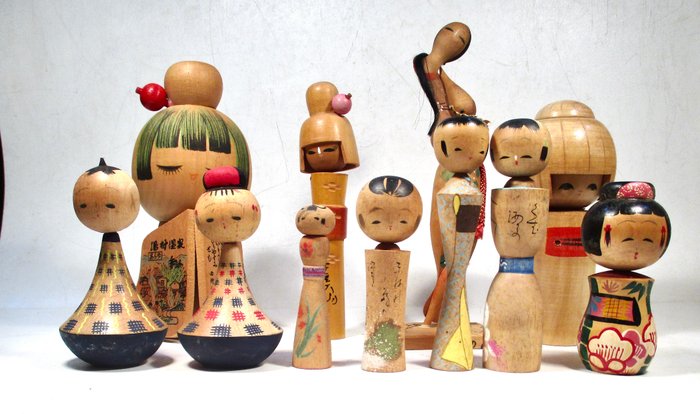 unknown  - Dukke mixed Vintage Kokeshi dolls - 1960-1970 - Japan