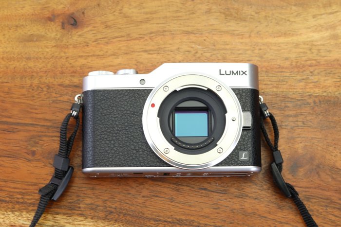 Panasonic Lumix DC-GX800 Digitalkamera