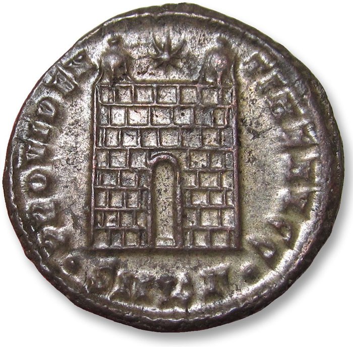 Romarriket Constantine I (AD 306-337) Follis Cyzicus mint 3rd officina 326-327 AD - mintmark •SMKΓ• - Ex CNG 2011 - almost fully silvered