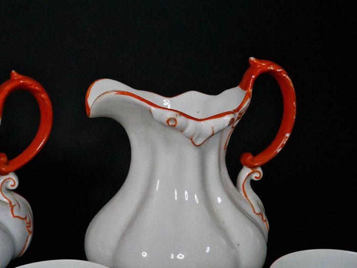 An Exceptionally Rare Biedermeier Porcelain Garniture Core - Vienna Provenance - Te service (15) - Porcelæn