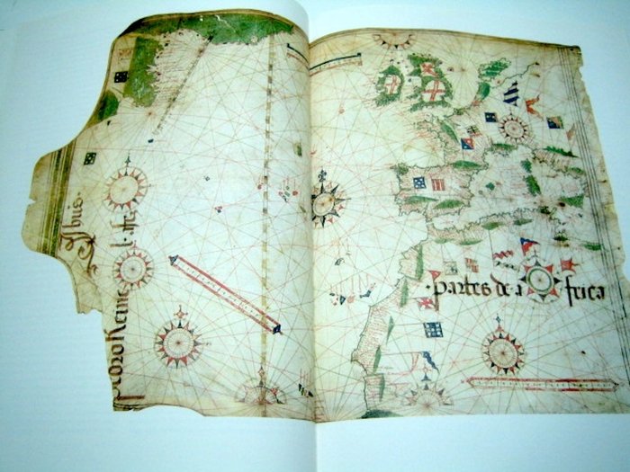 World - Verdensomspændende have og oceaner; Juan de la Cosa, Vesconte Maggiolo, Piri Re'is, Thomas Hood. a.m.o. - Münchner Portolankarten / Munich Portolan Charts + Mittelalterlicher Welt- und Seekarten - 1300-1600