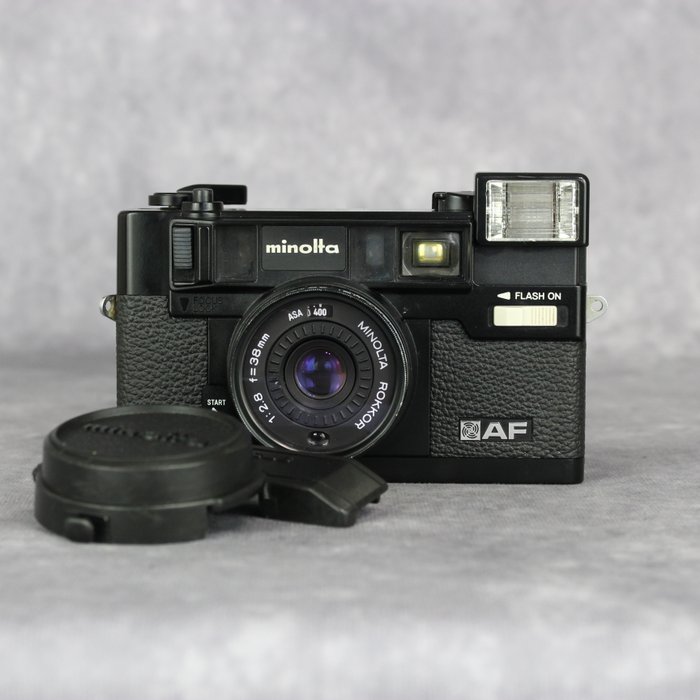 Minolta Hi-Matic AF / Rokkor 38 mm f/2.8 lens Analogt kompaktkamera