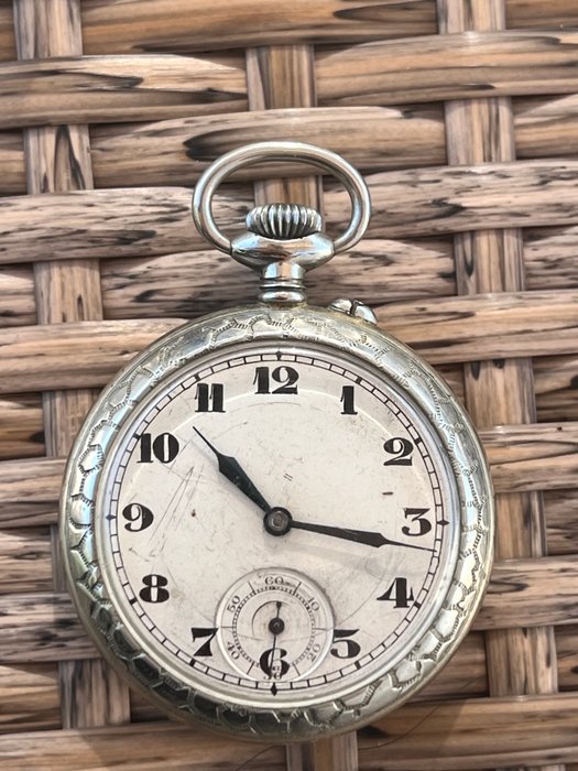 Montre gousset / de poche - Boîtier sculpté - pocket watch - 1901-1949