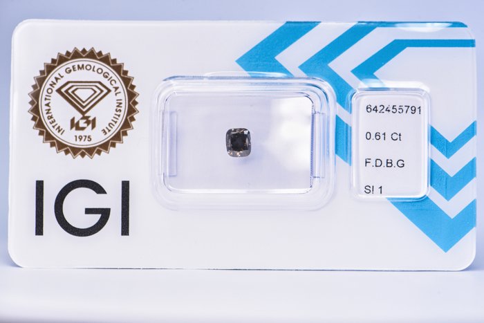 Ingen mindstepris - 1 pcs Diamant  (Naturfarvet)  - 0.61 ct - Pude - Fancy dark Brun Grå - SI1 - International Gemological Institute (IGI)