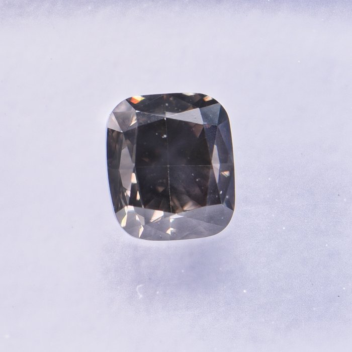 Ingen mindstepris - 1 pcs Diamant  (Naturfarvet)  - 0.61 ct - Pude - Fancy dark Brun Grå - SI1 - International Gemological Institute (IGI)