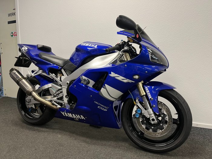 Yamaha - R1 - 1000 cc - 1999