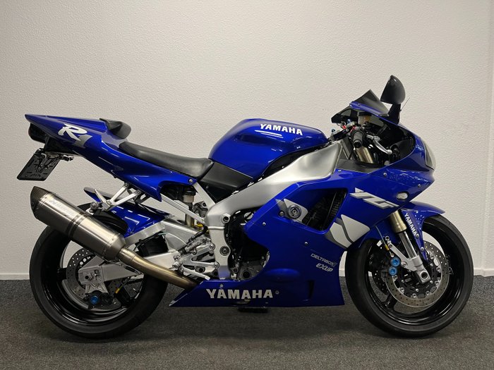 Yamaha - R1 - 1000 cc - 1999