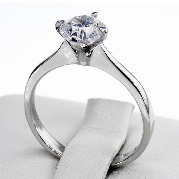 Ingen mindstepris - Forlovelsesring - 14 karat Hvidguld -  1.05ct. tw. Diamant (Natur)