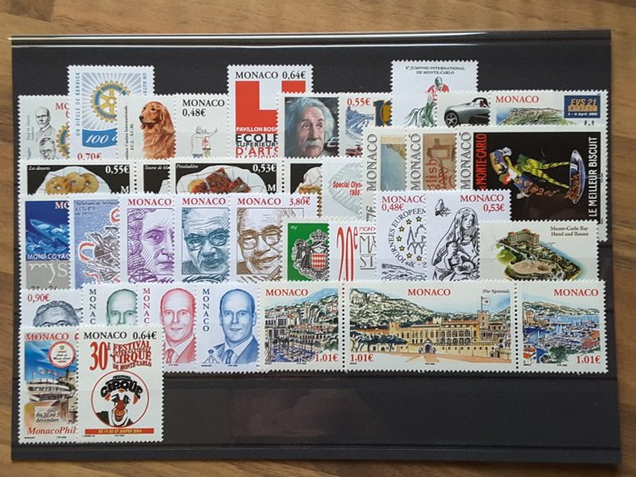 Monaco 2003/2005 - 3 hele år med aktuelle frimærker med 90 souvenirark - Yvert 2382 à 2527 sans les timbres non émis et BF 90