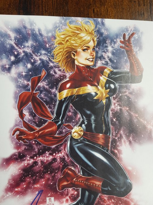 Captain Marvel #1 Virgin Cover Key ISSUE : "1st App of Ripley Ryan, later becomes Star" - Signed by Mark Brooks  !!! WITH COA !! - 1 Signed comic