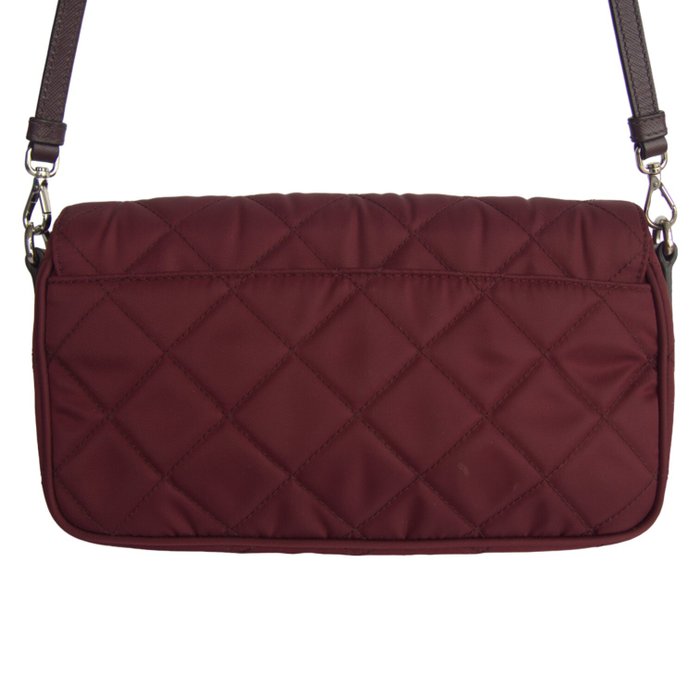 Prada - Burgundy Impunto Quilted Shoulder Bag - Taske