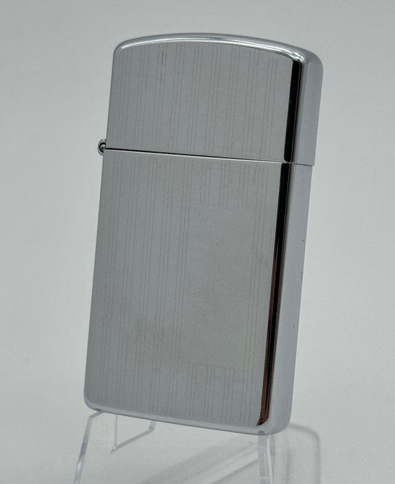 Zippo - Slim - Vertical Lines- 1990 - Lighter - Metal