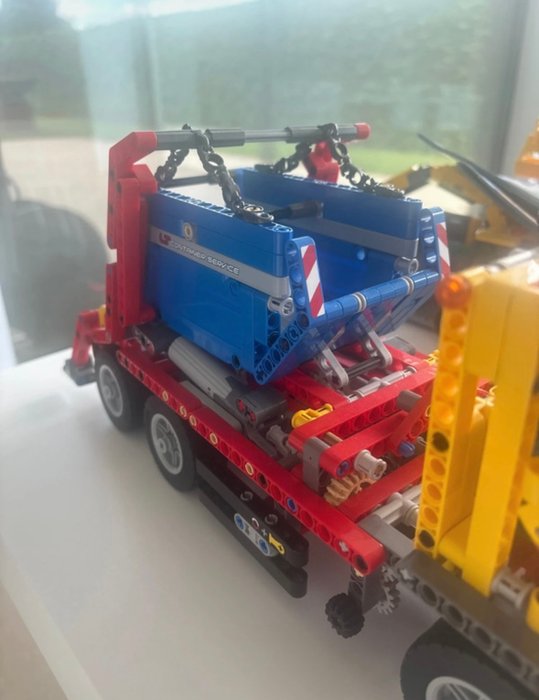 Lego - Technic - Lego technic 42024 container truck - 2010-2020