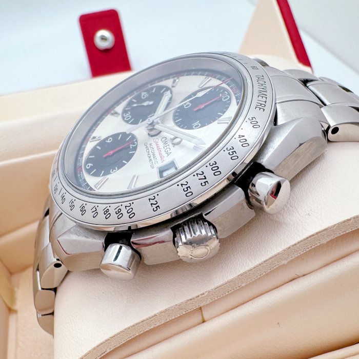 Omega - Speedmaster Chronograph - 3211.31.00 - Mænd - 2000-2010