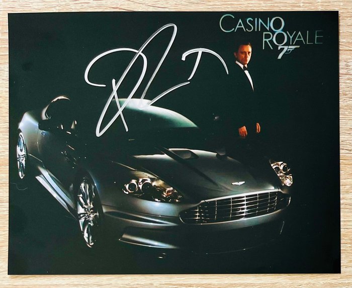 James Bond 007: Casino Royale - Daniel Craig, signed with COA