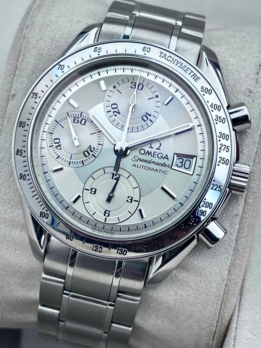 Omega - Speedmaster Date A - Ingen mindstepris - 1750083 - Mænd - 2000-2010