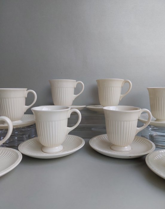 Wedgwood - John Goodwin - Kaffeservice (8) - Edme - Porcelæn - Kaffekop og underkopsæt