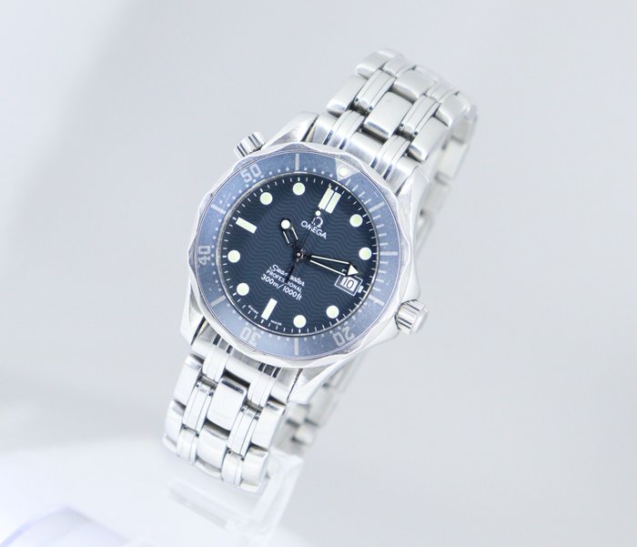 Omega - Seamaster Professional Date - Ingen mindstepris - 2561.80 - Unisex - 1990-1999