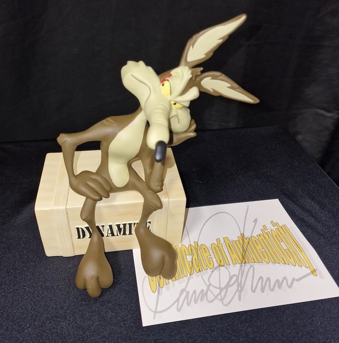 Warner Bros / Looney Tunes - David Krakov Gallery - Statuette - Wile E Coyote on Explosive Crate Cartoon Comic Collectible Sculpture Boxed - Polyresin