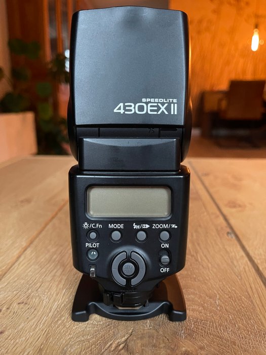 Canon speedlite 430EX II Blitz