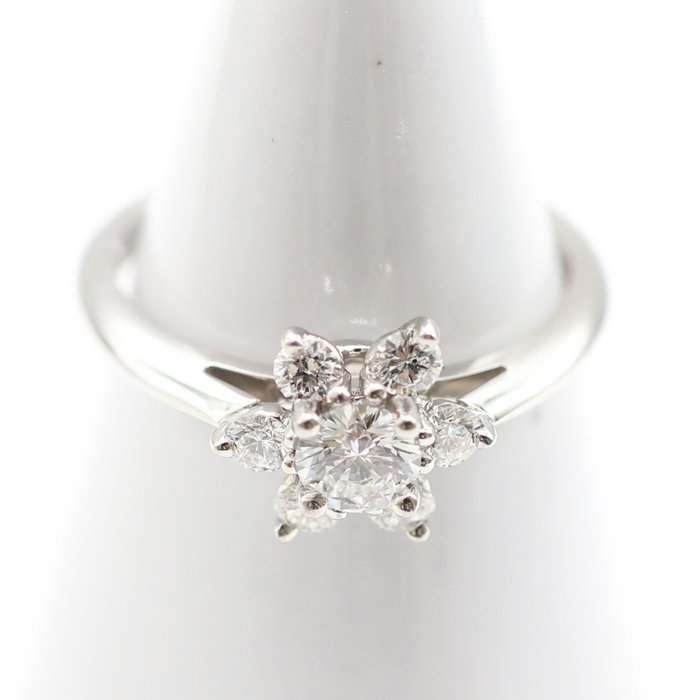 Tiffany  Co. - Ring - Buttercup Diamond Ring Platin