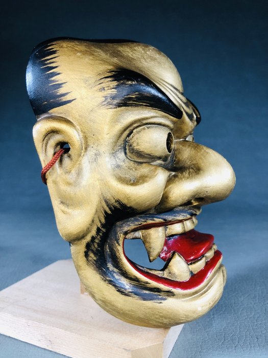 Mask - Porcelæn Dæmonmaske med mørk guldfarve lavet af Bunshoen 文松園 (Ingen mindstepris)