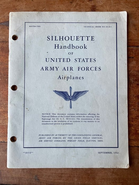 Verenigde Staten van Amerika - Official WW2 USAAF Aircraft Recognition Manual - for Allied pilots - P-51 Mustang - P-47 Thunderbolt - B-17 bomber - Dakota - 1942