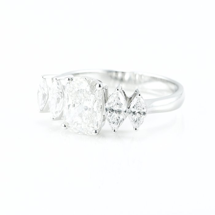 Ring - 14 karat Hvidguld -  228ct tw Diamant (Laboratoriedyrket) - Diamant - Fem sten ring