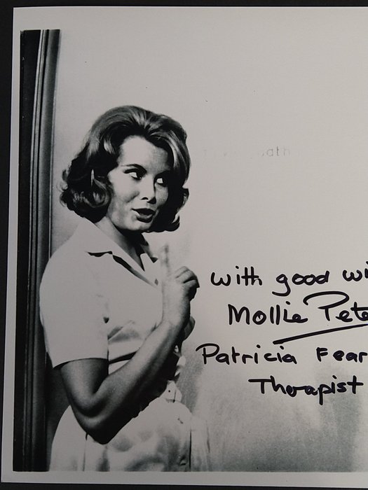 James Bond 007: Thunderball - Mollie Peters (+) "Patricia Fearing" - Autograph, Photo with COA