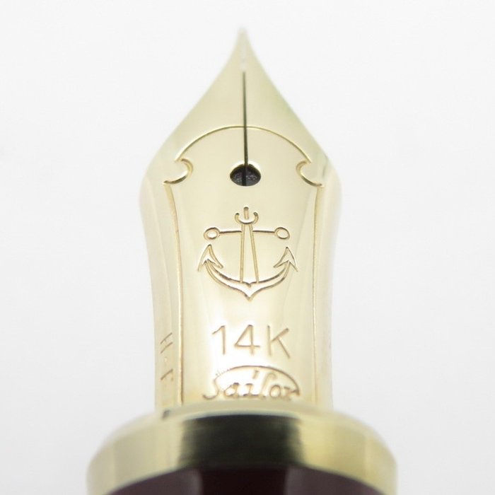 Sailor - 1911 (bordeaux) - 14K gold nib (Hard F) - Fyldepen