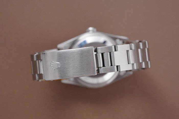 Rolex - Oyster Perpetual Date - 15200 - Mænd - 2000-2010