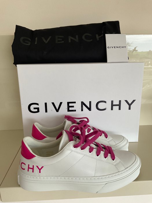 Givenchy - Flade sko - Størelse: Shoes / EU 39