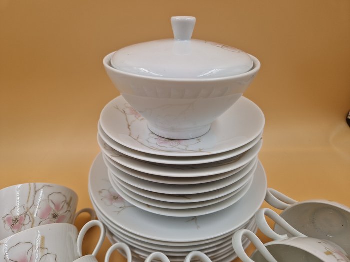 Rosenthal - Raymond Loewy - Kaffesæt til 8 (25) - Porcelæn