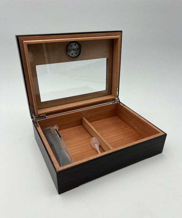 Adorini - Cigaræske - Cedertræ - Cigar Humidor