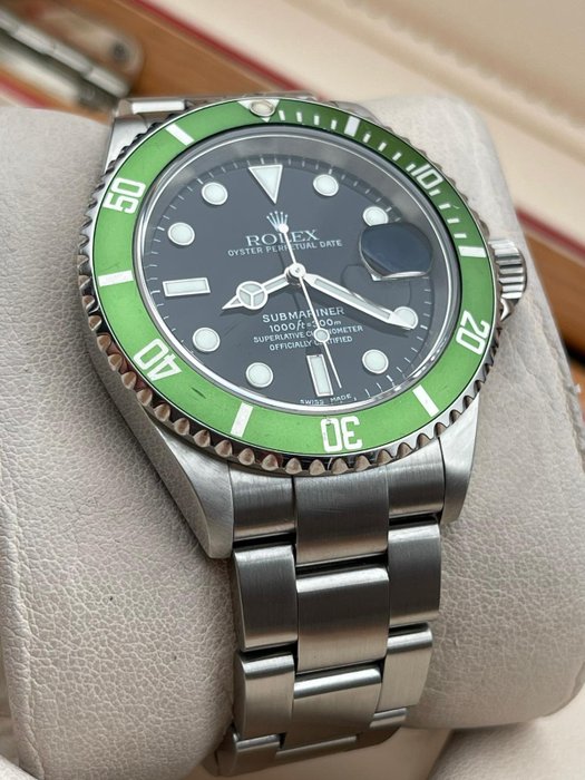 Rolex - Submariner Date “Kermit” - 16610LV - Mænd - 2000-2010