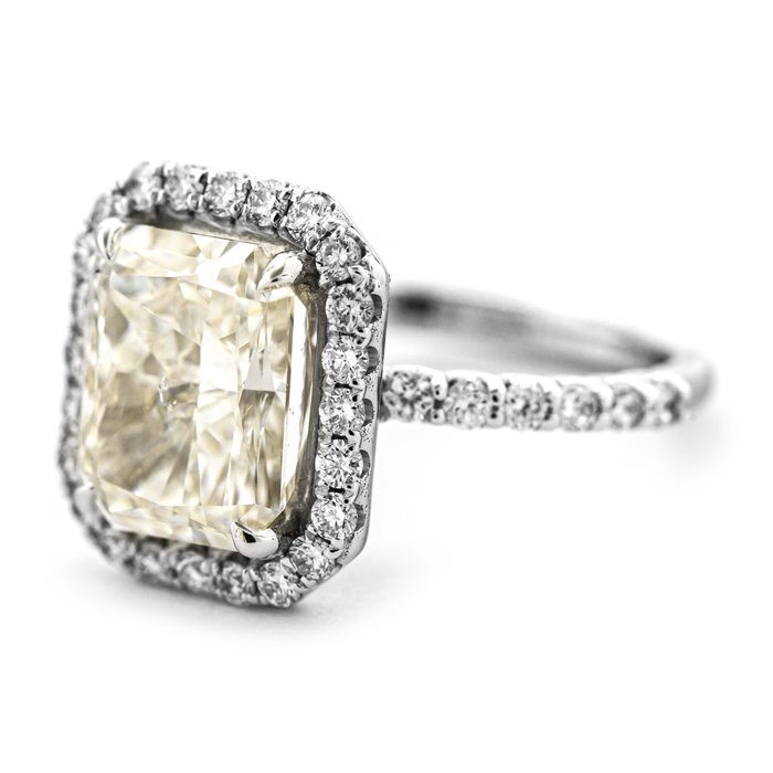 Ring - 18 kraat Hvidguld -  5.82ct. tw. Diamant (Natur) - Diamant