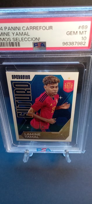 2024 Panini Carrefour Vamos Seleccion! Lamine Yamal #69 PSA 10 - 1 Graded sticker