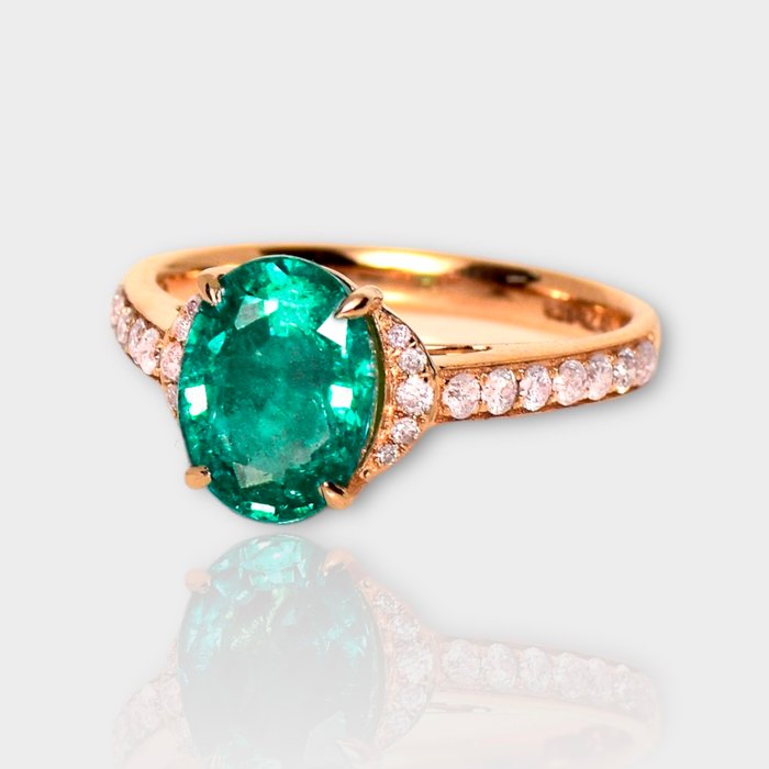 Ingen mindstepris - Ring - 14 karat Rosaguld -  277ct tw Smaragd - Diamant - IGI 246 ct Intens Green