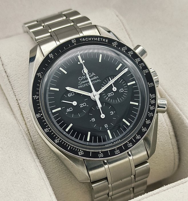 Omega - Speedmaster Moonwatch Professional Chronograph - 145.0022 - Mænd - 2011-nu