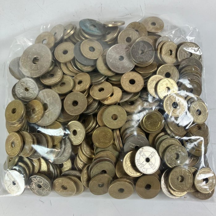 Verden Lot of 14 Kg Coins of the World Various dates  (Ingen mindstepris)