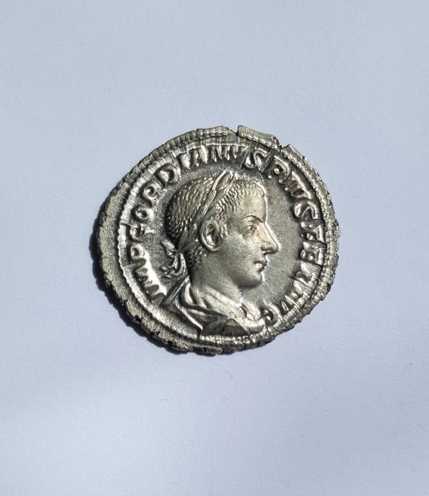 Romarriket. Gordian III (AD 238-244). Denarius AD 241 - DIANA LVCIFERA  (Ingen mindstepris)