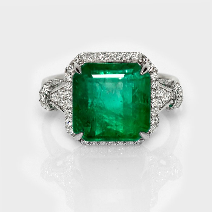 Ingen mindstepris - Ring - 14 karat Hvidguld -  740ct tw Smaragd - Diamant - IGI 691 ct Intens Green