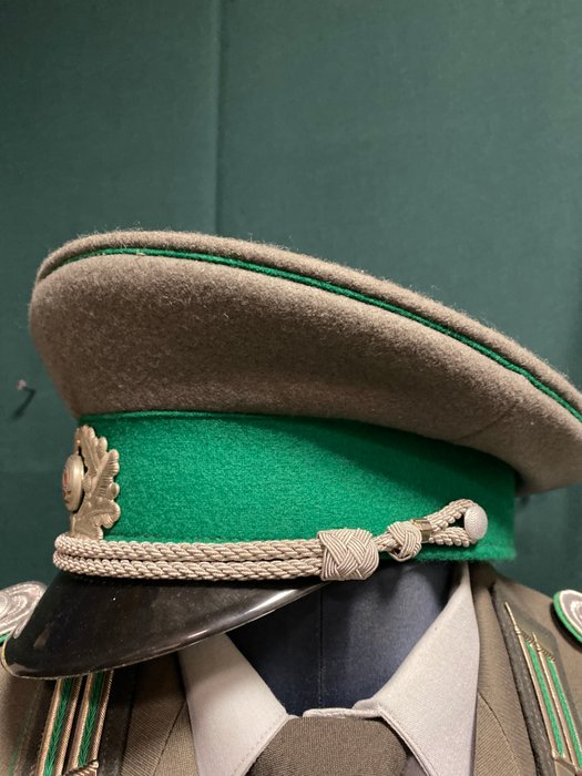 Tyskland - NVA grænsetropper i DDR - Medalje - Parade Uniform, Hauptmann nationale Volksarmee Grenztruppen