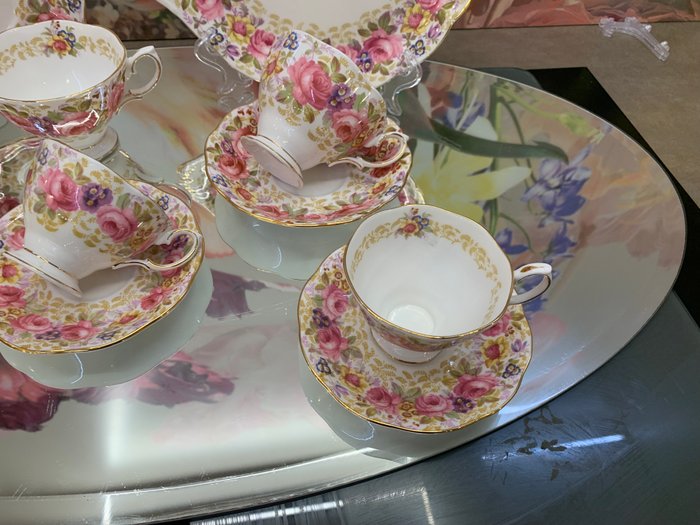 Royal Albert - Kaffesæt (11) - Serena - Porcelæn - Serena