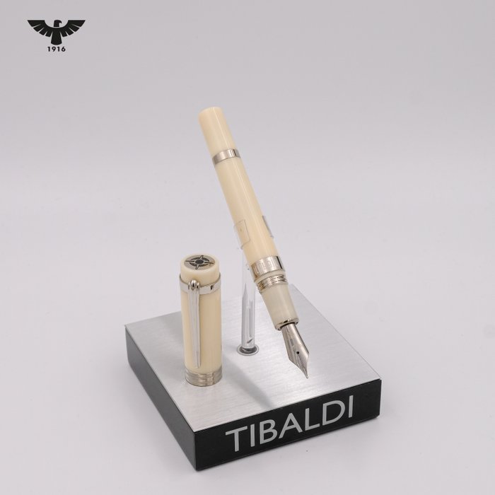 Tibaldi - Classic - Ivory  Palladium Trims + Wallet GIFT!! - Fyldepen